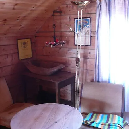 Staurset Gard Farm stay *