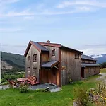 Staurset Gard Alojamento de Turismo Rural Mittet