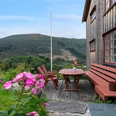 Staurset Gard Alojamento de Turismo Rural Mittet